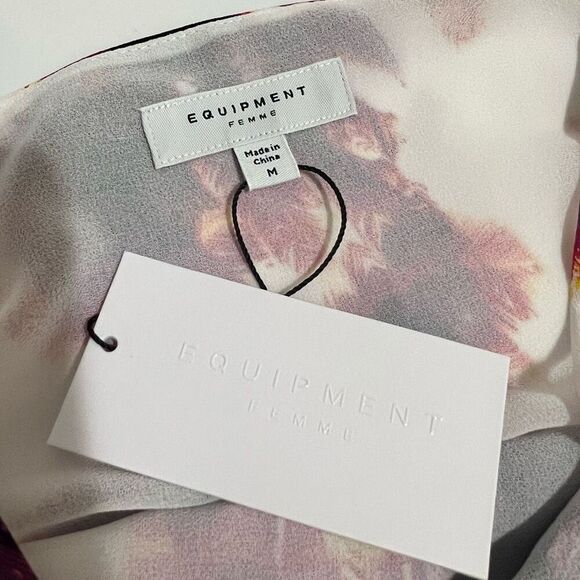 EQUIPMENT NWT !! Cami Floral White Multicolor Size Medium Women’s Isabeau - Picture 5 of 13